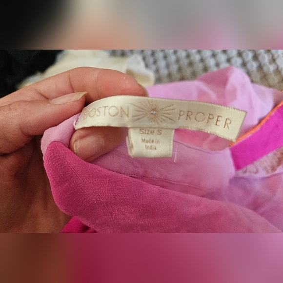 BOSTON PROPER Beaded Ombre Tunic In Pink Multi. Size Small - Picture 6 of 16